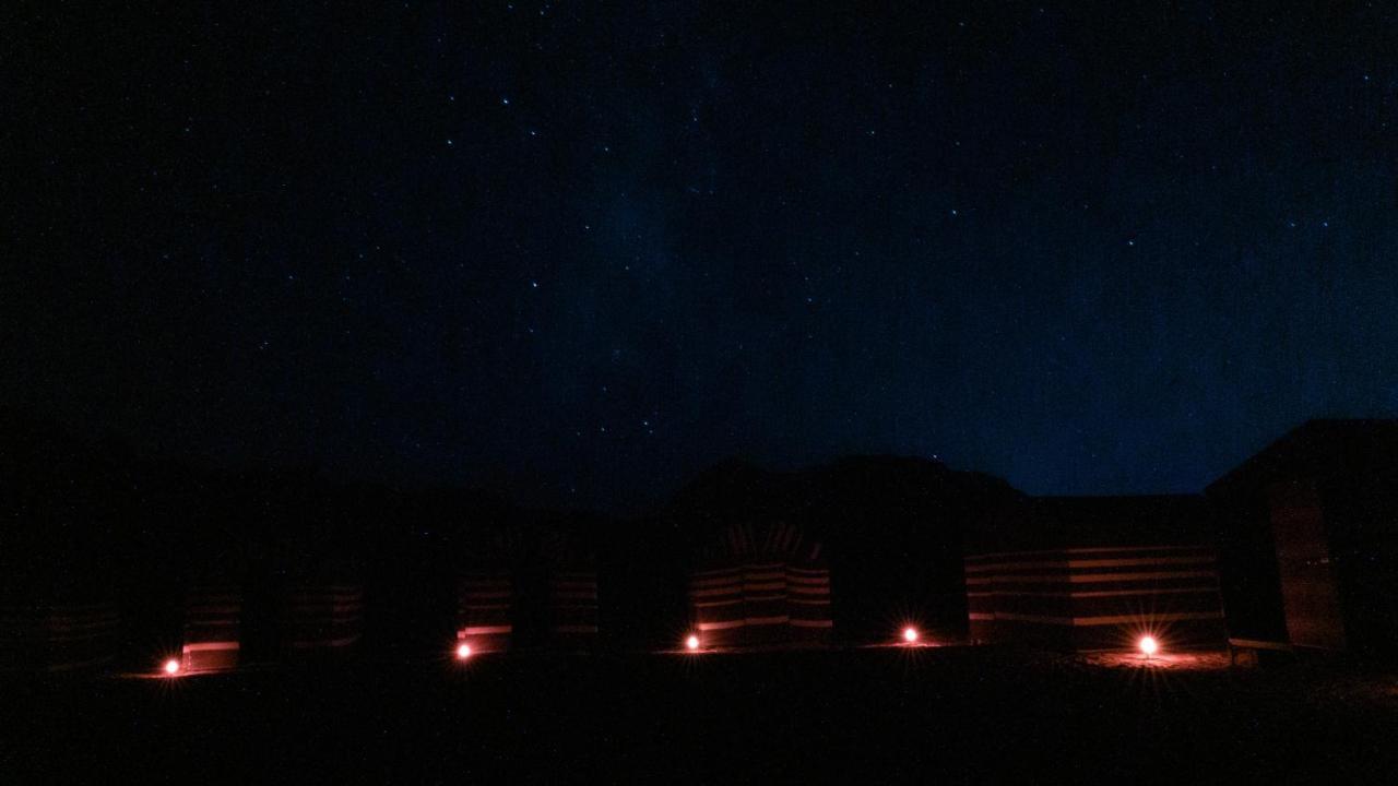 Wadi Rum Meteorite Camp Exterior foto